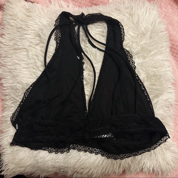 Black bralette with strappy back - Picture 2 of 3